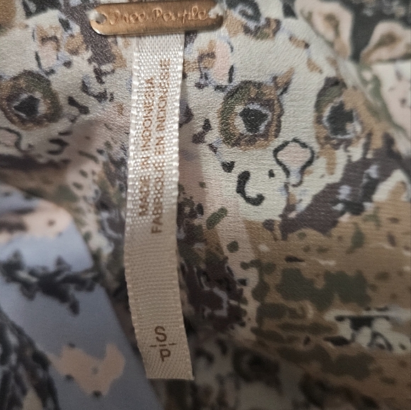 FREE PEOPLE Darcy printed swing top. Size small - Picture 7 of 15